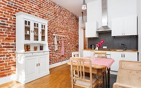 Rustic Charm Apartment